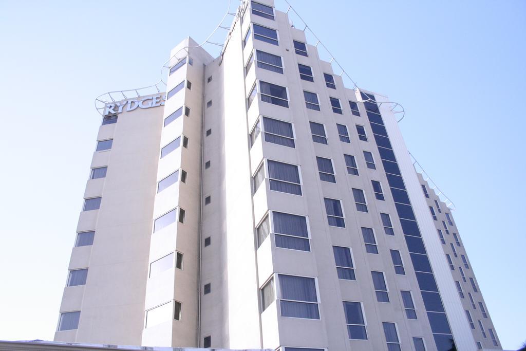 Chelsea Plaza Hotel Дубай Екстериор снимка